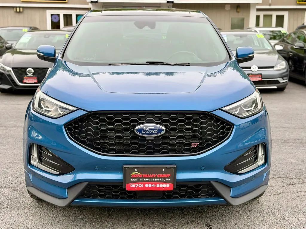 Used 2019 Ford Edge ST w/ Equipment Group 401A AWD/4WD image 3