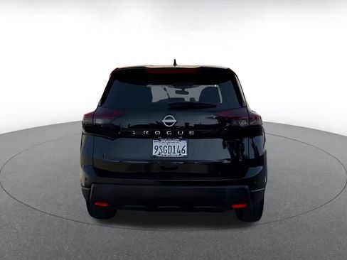 Used 2025 Nissan Rogue SV FWD image 12