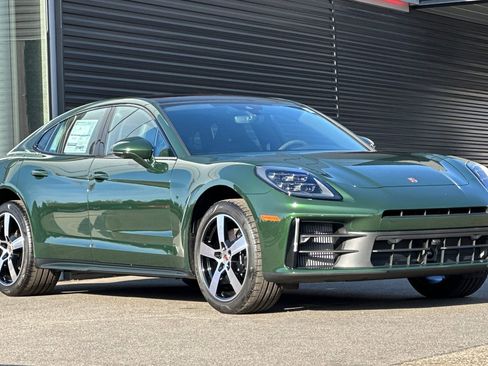 New 2025 Porsche Panamera image 10