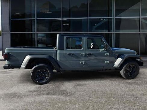 New 2026 Jeep Gladiator Sport AWD/4WD image 26