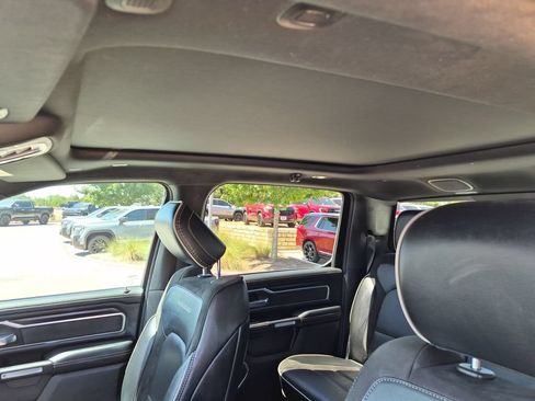 Used 2023 RAM 1500 Laramie RWD image 32