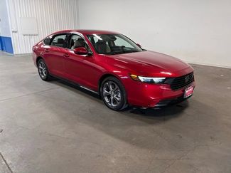 Used 2023 Honda Accord EX-L video 1