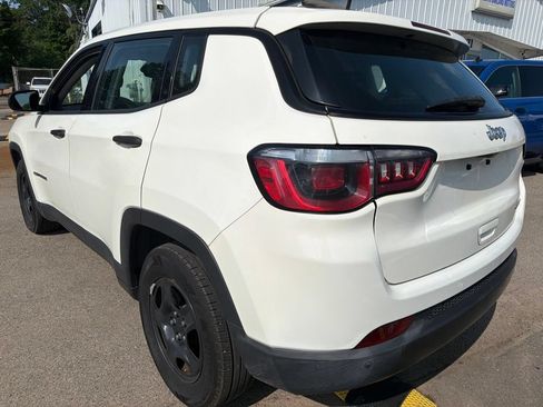 Used 2018 Jeep Compass Sport FWD image 7