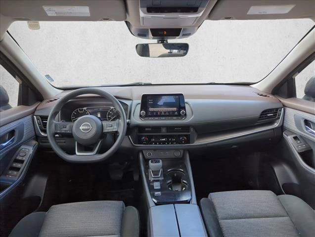 Used 2023 Nissan Rogue SV FWD image 19