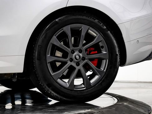 Used 2025 Land Rover Range Rover Sport Dynamic SE image 81