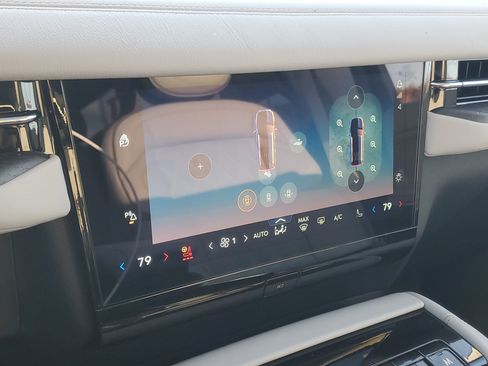 New 2025 Lincoln Navigator L Black Label image 24