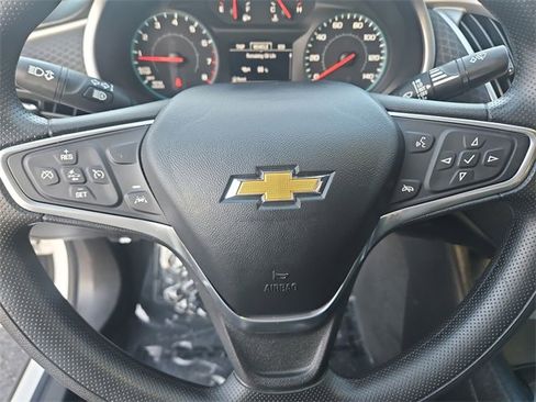 Used 2022 Chevrolet Malibu LT image 11