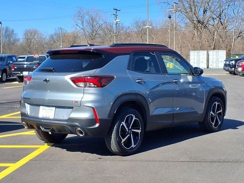 Used 2023 Chevrolet TrailBlazer RS w/ Sun and Liftgate Package image 2