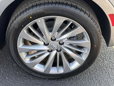 New 2026 Buick Envision Avenir AWD/4WD image 15