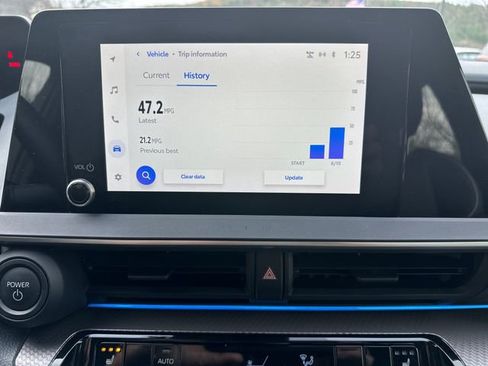 Used 2023 Toyota Prius LE image 15