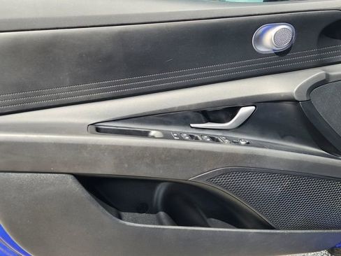 Used 2024 Hyundai Elantra SEL FWD image 22