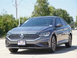 Used 2020 Volkswagen Jetta SE image 4
