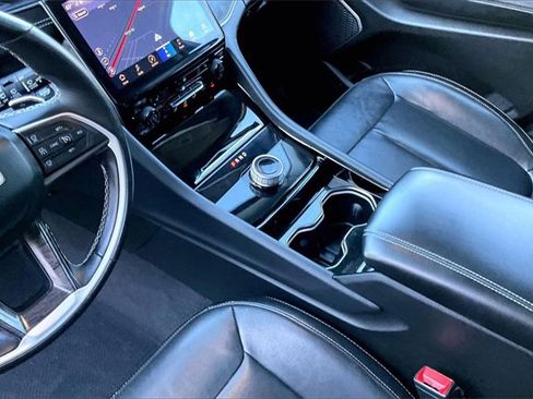 Used 2021 Jeep Grand Cherokee L Limited image 17