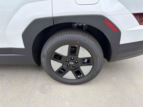 New 2026 Hyundai Santa Fe SE FWD image 6
