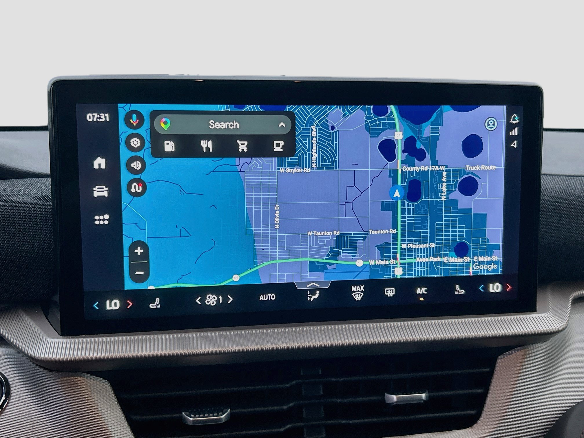 New 2027 Ford Explorer Active RWD image 8
