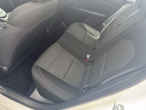 Used 2024 Kia Forte LXS FWD image 16