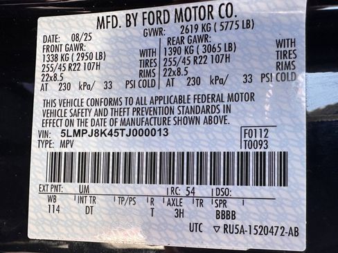 Used 2026 Lincoln Nautilus Reserve image 11