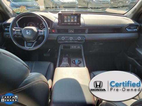 Certified 2025 Honda Pilot TrailSport image 14