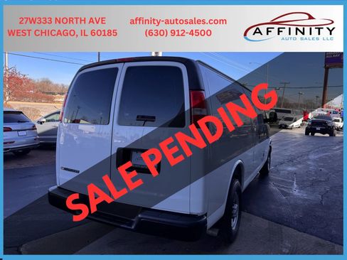Used 2022 Chevrolet Express 2500 Extended w/ Driver Convenience Package image 6