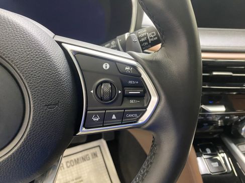 Used 2023 Acura MDX SH-AWD w/ Technology Package image 28