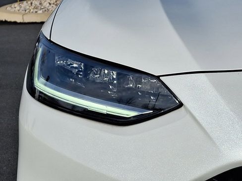 Certified 2024 Honda HR-V LX image 9