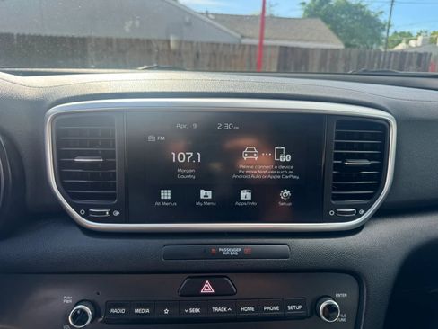 Used 2021 Kia Sportage S image 17