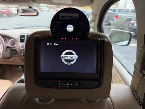 Used 2015 Nissan Armada Platinum image 24