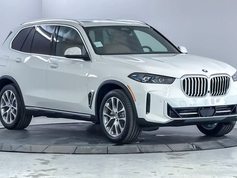 New 2026 BMW X5 xDrive40i w/ Climate Comfort Package AWD/4WD image 9