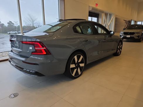 Used 2024 Volvo S60 T8 Plus w/ Climate Package AWD/4WD image 4