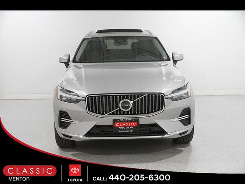 Used 2023 Volvo XC60 T8 Core w/ Climate Package AWD/4WD image 2