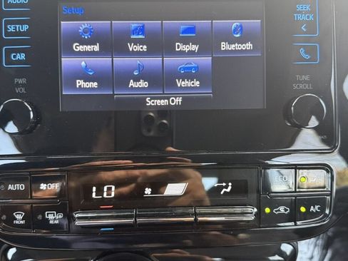 Used 2019 Toyota Prius LE FWD image 31