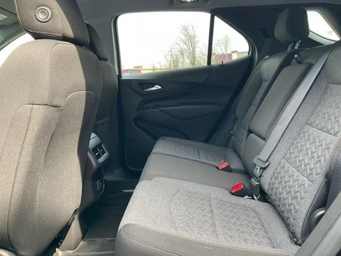 Certified 2023 Chevrolet Equinox LT AWD/4WD image 8