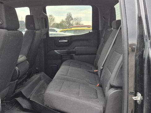 Used 2021 Chevrolet Silverado 1500 Custom Trail Boss w/ Midnight Edition image 7