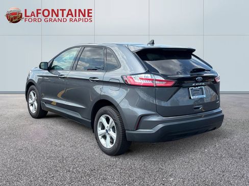 Used 2022 Ford Edge SE AWD/4WD image 5