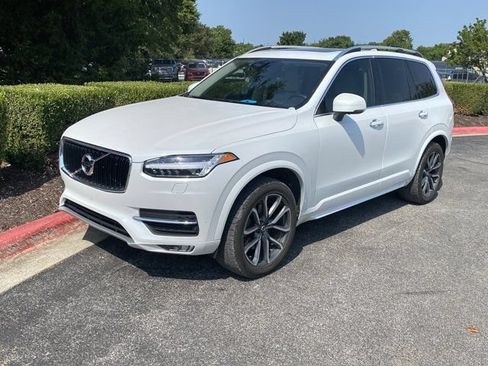 Used 2017 Volvo XC90 T6 Momentum w/ Vision Package AWD/4WD image 11