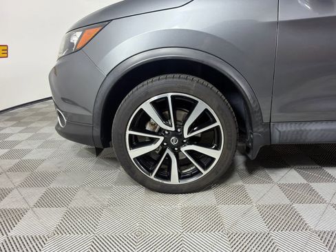 Used 2018 Nissan Rogue Sport SL w/ SL Premium Package image 10