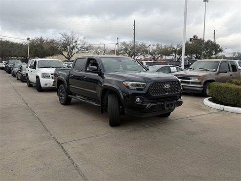 Used 2021 Toyota Tacoma Limited w/ Nightshade Package image 3