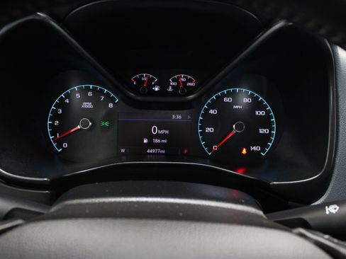 Used 2021 Chevrolet Colorado Z71 w/ Safety Package AWD/4WD image 39