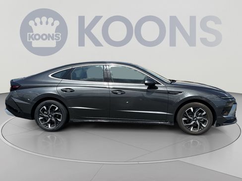 Certified 2025 Hyundai Sonata SEL FWD image 8