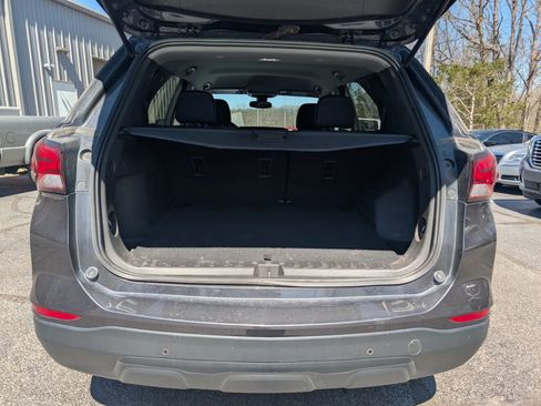 Used 2022 Chevrolet Equinox LS image 10