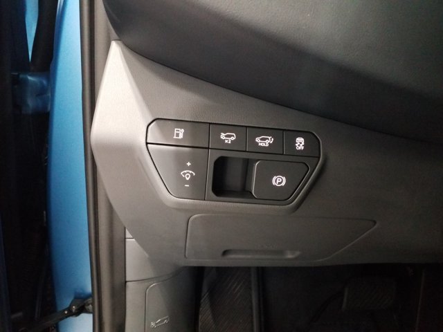 Used 2024 Kia EV9 Land AWD/4WD image 10