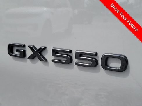 Used 2024 Lexus GX 550 w/ Cold Area Package AWD/4WD image 23