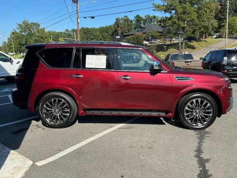 Used 2023 Nissan Armada Platinum w/ Captain's Chairs Package RWD image 7