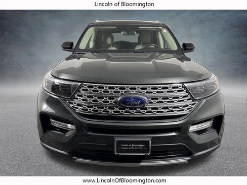 Used 2022 Ford Explorer Limited w/ Equipment Group 301A AWD/4WD image 9