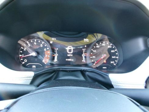 Used 2025 Jeep Compass Limited AWD/4WD image 14