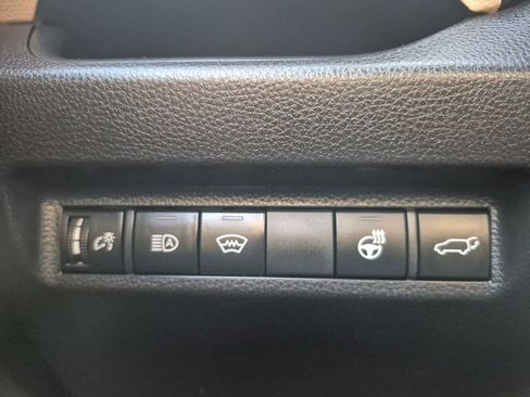 Used 2023 Toyota RAV4 XLE Premium image 25