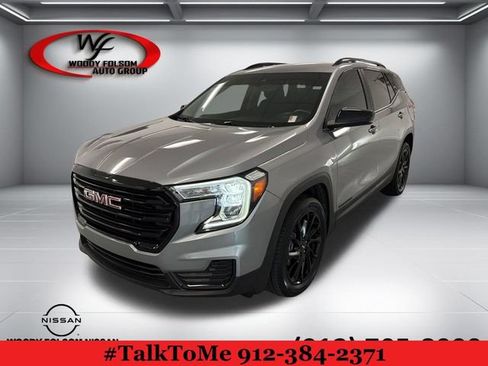 Used 2024 GMC Terrain SLE w/ Driver Convenience Package FWD image 1