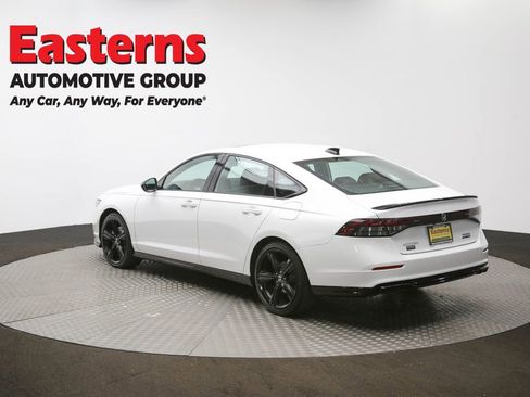 Used 2025 Honda Accord Sport image 65