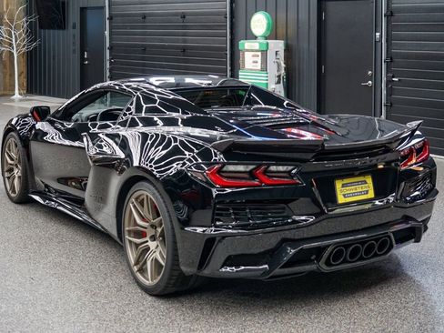 Used 2023 Chevrolet Corvette Z06 w/ Stealth Interior Trim Package image 4