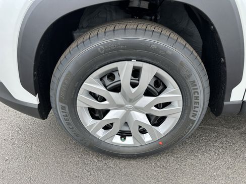 New 2026 Toyota Corolla Cross L image 11